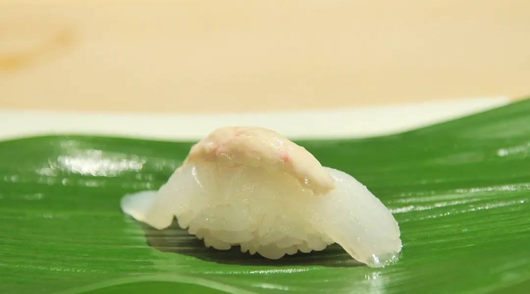سمكة المبرد خيطية الزعنفة (كاواهاغي)
